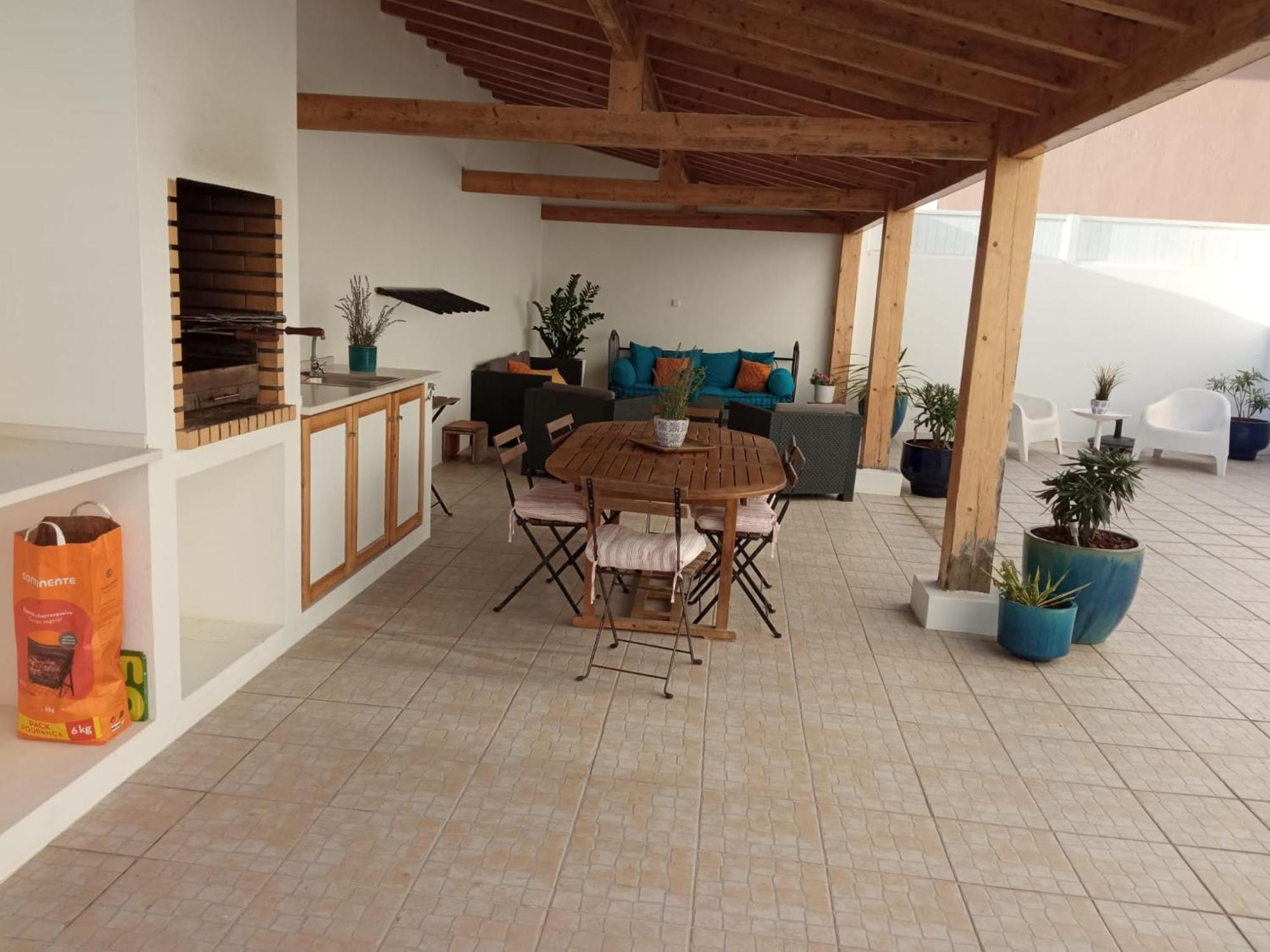 White Guest House Пениши Экстерьер фото